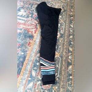 Black 2XU WOMENS SMALL COMPRESSION RUN LEGGINGS. $130 brand new